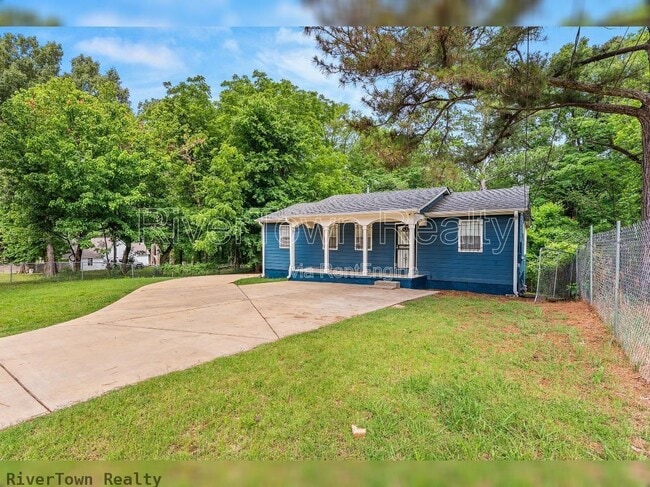 Photo - 1204 Margaret Rd