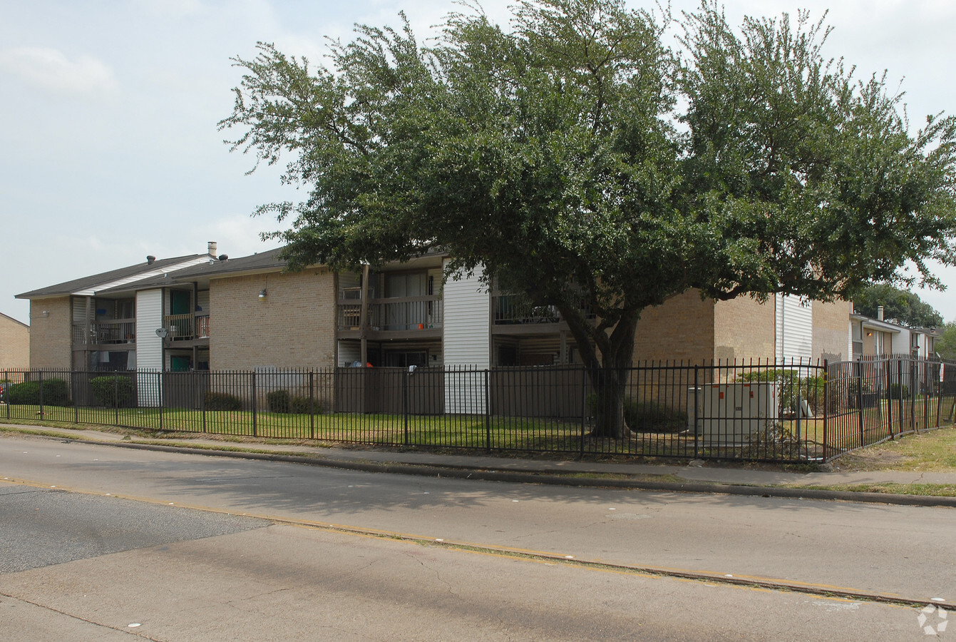 Happy Homes Apartments - Happy Homes Apartments