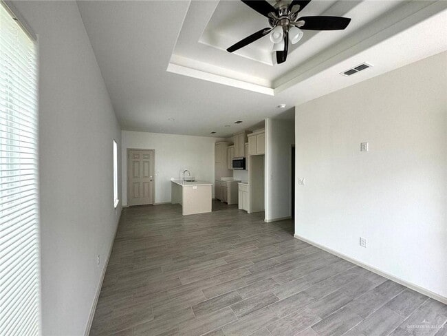 7703 N 58th Ln Unit 3