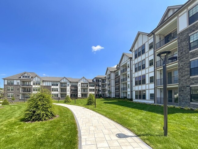 Legacy Rochester Hills Apartments