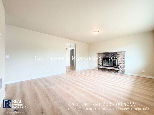11104 Ainsworth Ave S