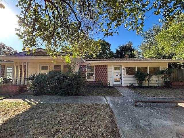 Photo - 6200 Windermere Pl
