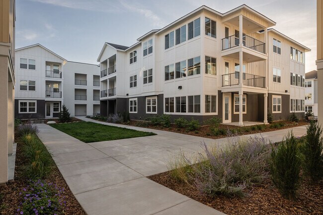 Photo - Seasons at Meridian Apartments