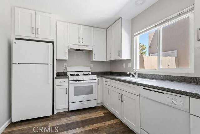 Photo - 33542 Street of the Blue Lantern