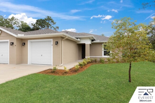 Building Photo - LIKE NEW 3/2/1 TOWNHOUSE IN BEAUTIFUL SEMINOLE WOODS