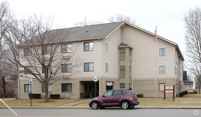 Photo - Mount Paran Square Apartments