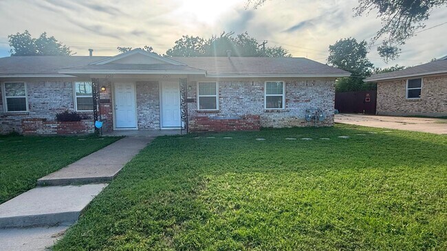 Photo - 2520 Normont Cir Unit 2520