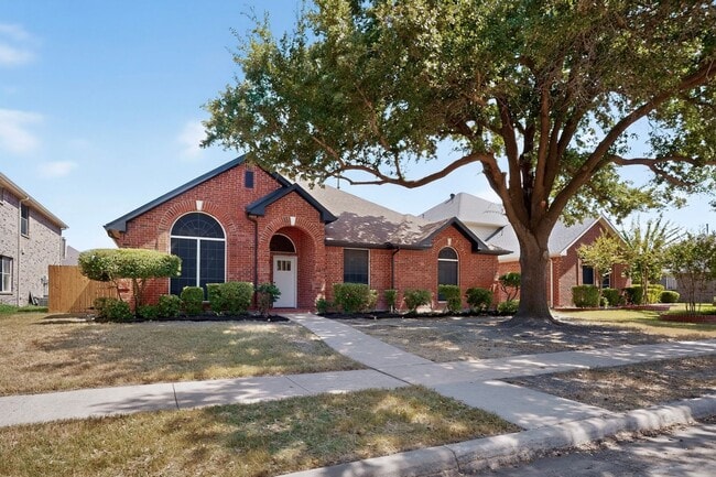 7314 Gillon Dr