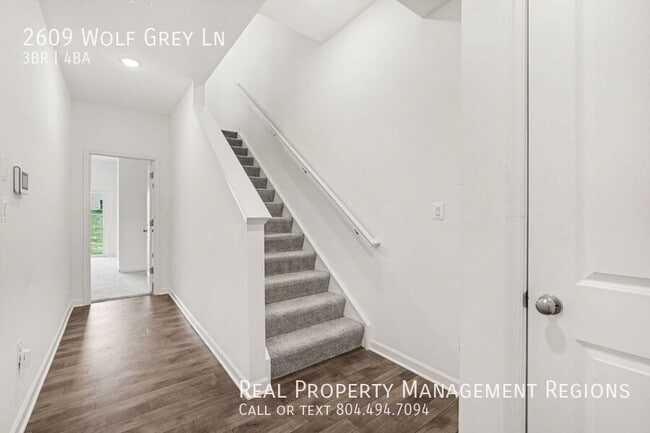 Photo - 2609 Wolf Grey Ln