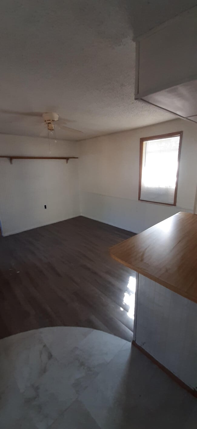 Photo - 17237 N Hwy 71