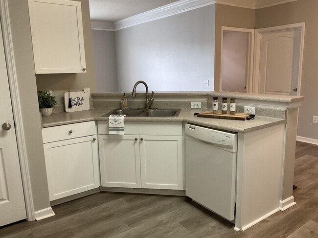 Photo - 8813 Villa View Cir