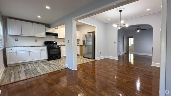 Building Photo - 273 Woodlawn Ave Unit #2 Rental
