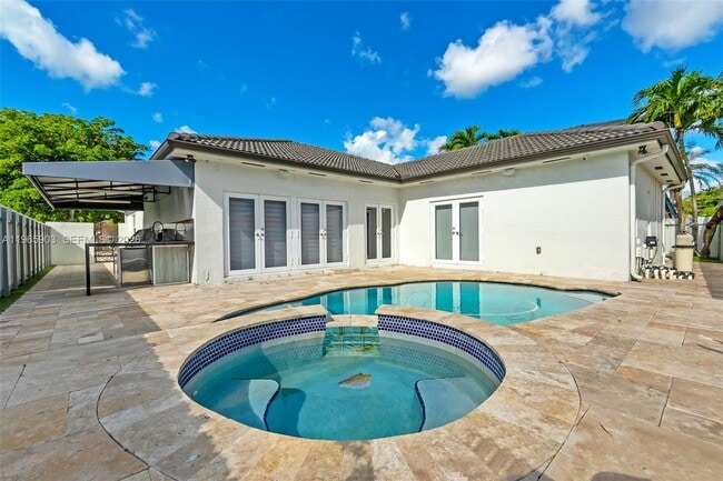 Building Photo - 14813 NW 87th Pl