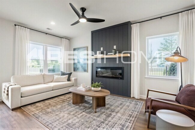 Photo - 1601 Foothills Rd