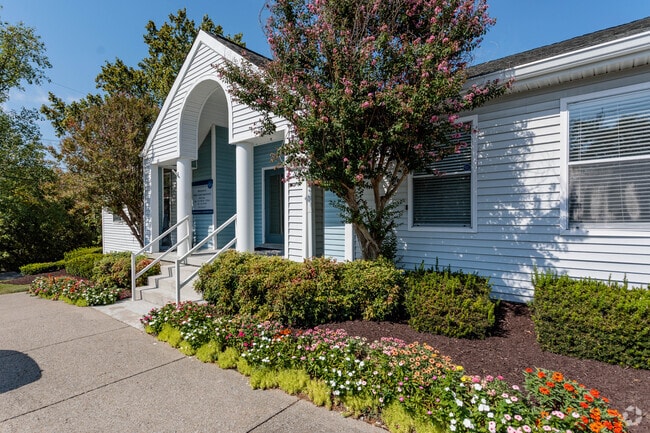 Leasing Office - Pebble Creek Apartments