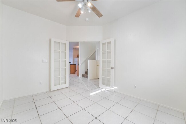 Photo - 5941 Crumbling Ridge St