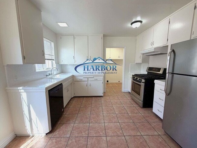 Photo - 21406 Budlong Ave