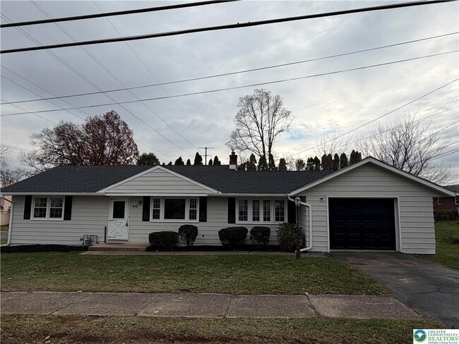 Photo - 1640 Stanhope St