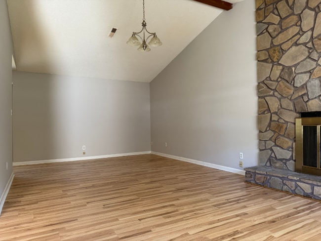 Photo - 9746 Wallwood Dr SE