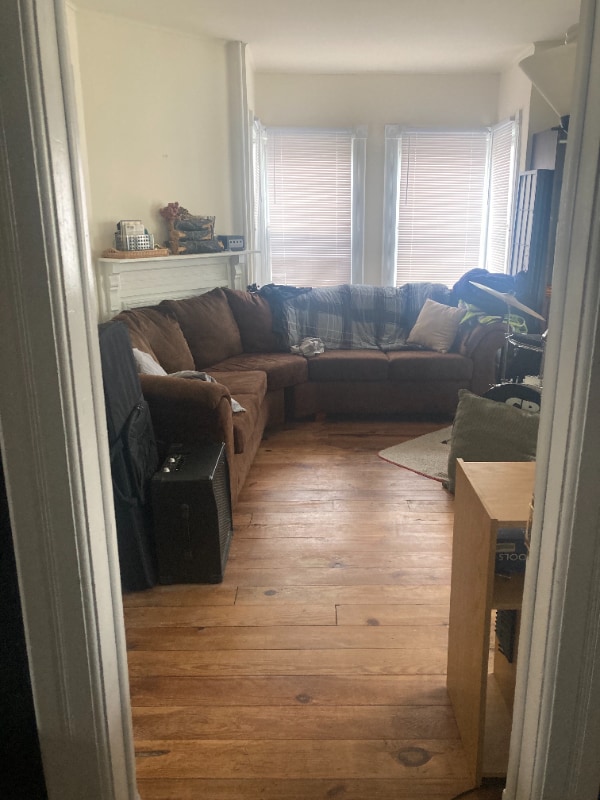 Photo - 14 Wurts Ave