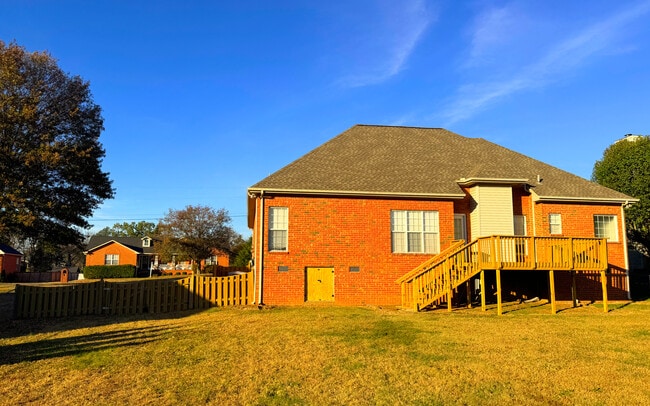 Photo - 806 Muscogee Way