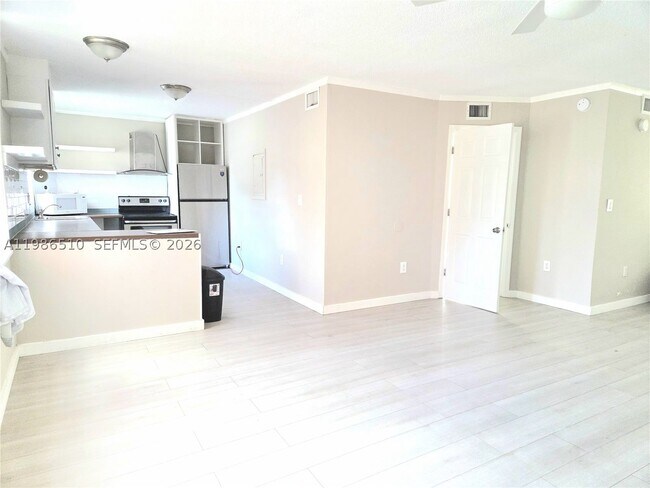 Photo - 1700 NE 191st St Unit 100