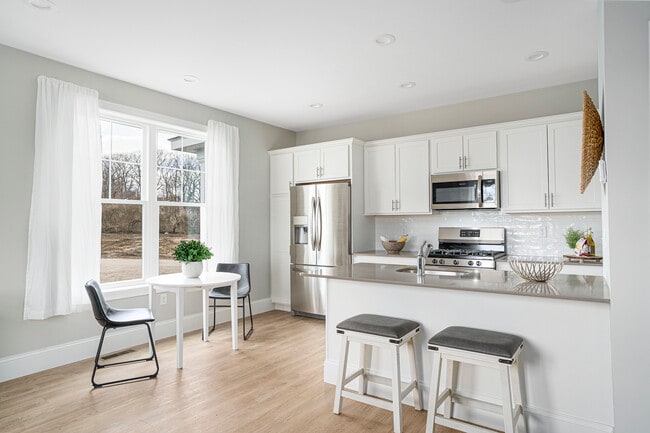 Photo - 50 Hopkins Ln