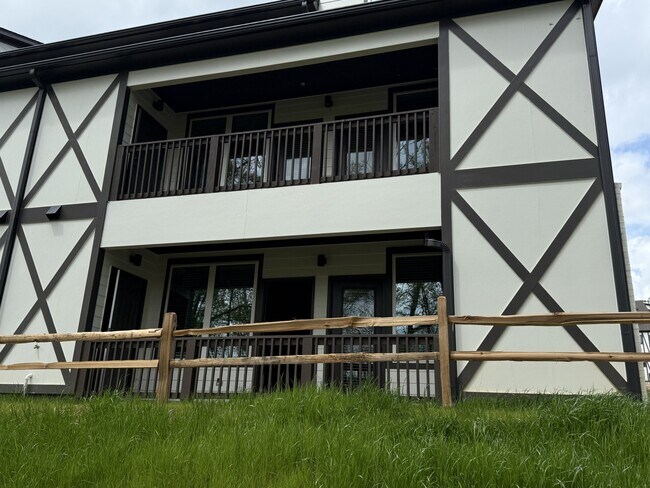 Photo - 4431 66th St