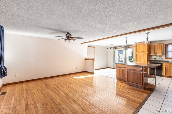 Photo - 39 Vermont Pl