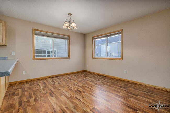 Photo - SPACIOUS UPDATED TOWNHOME WITH IN-UNIT LAUNDRY