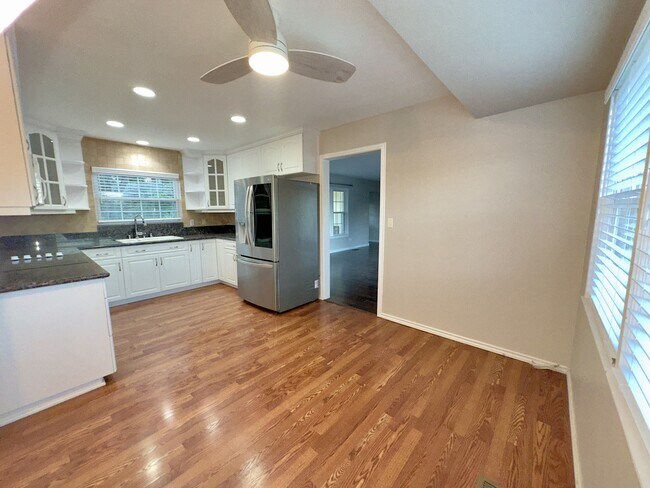 Photo - 9071 Paradise Park Dr