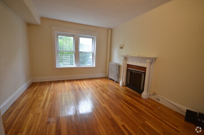 Building Photo - 116 Englewood Ave Unit 2 Rental