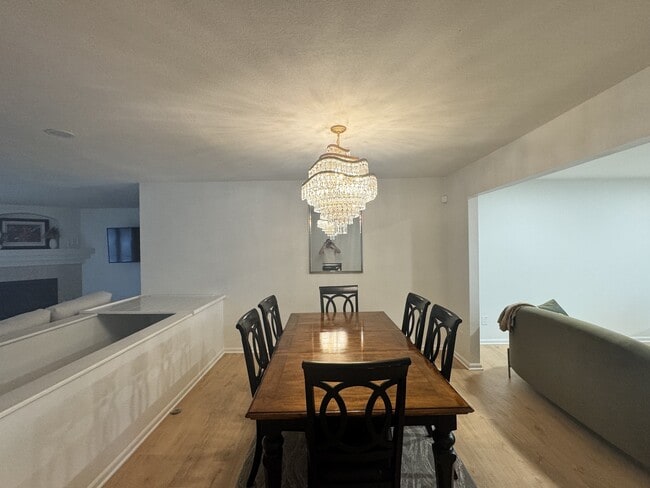6235 W Floyd Ave