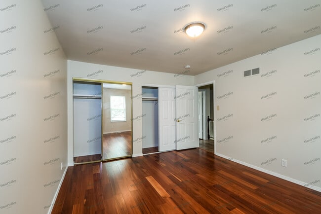 Photo - 1036 Treeline Ct