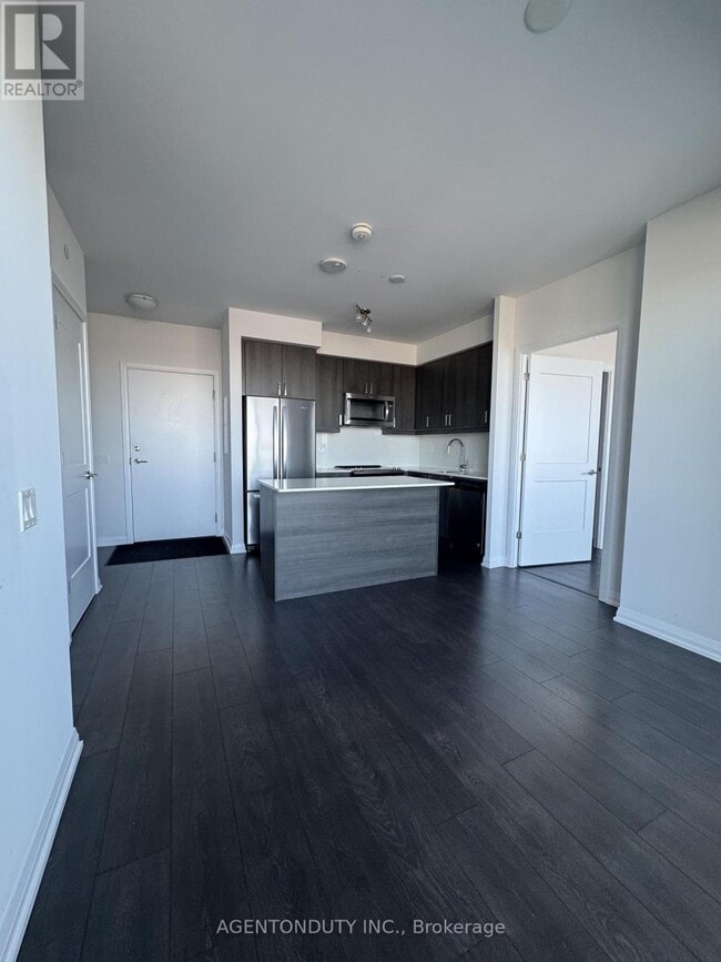 Photo - 7895 Jane St Unit PH14