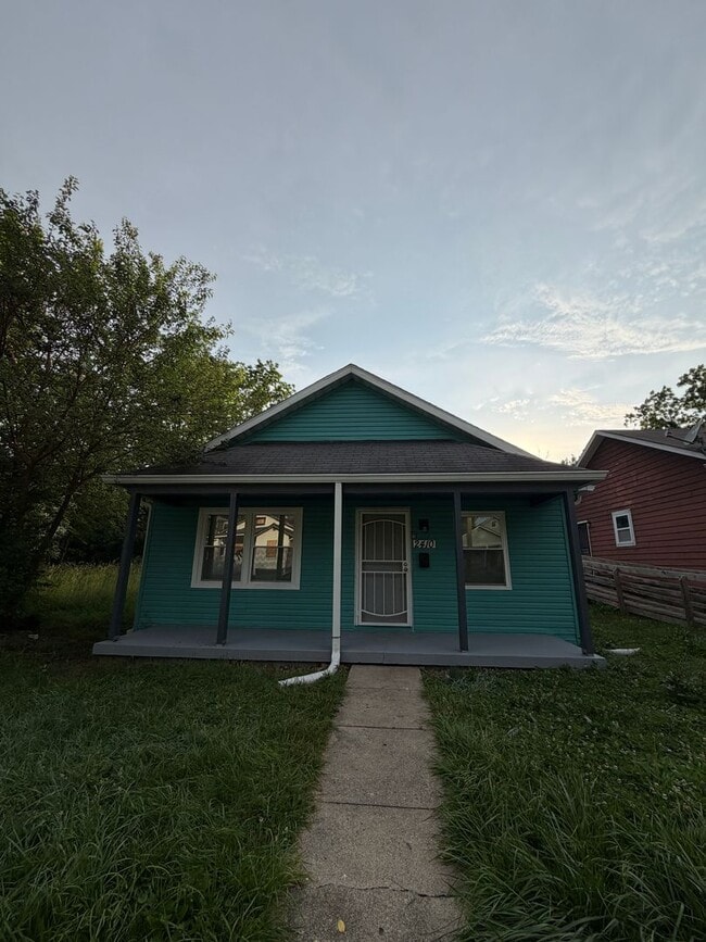 Building Photo - a newly updated single-family home located in a nice neighborhood of Indianapolis.