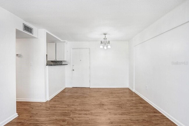 Photo - 2302 S Manhattan Ave Unit 310