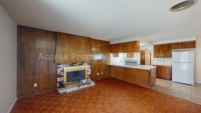 Photo - 1441 Montclair Dr