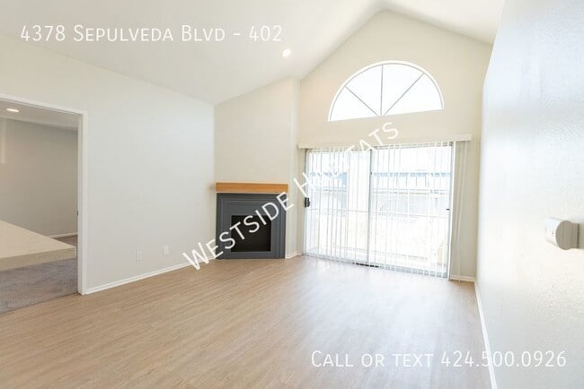 Building Photo - 4378 Sepulveda Blvd Unit 402 Rental