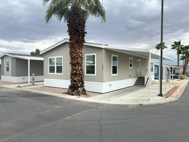 Photo - 3601 E Wyoming Ave