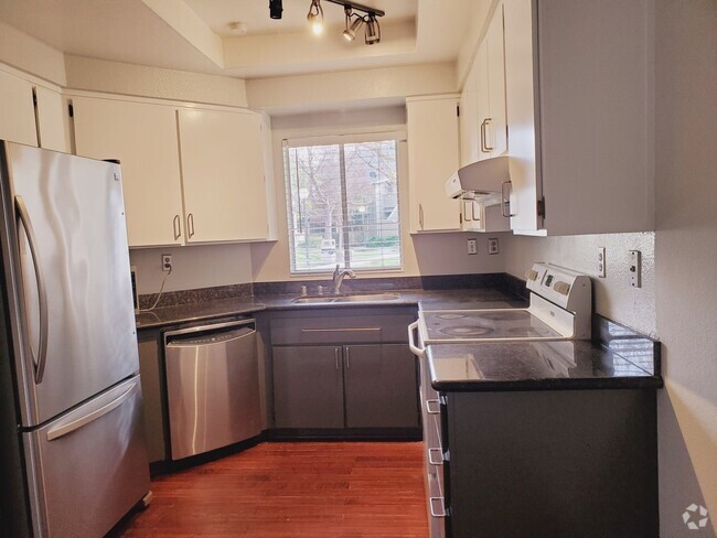 Building Photo - First Floor Condo