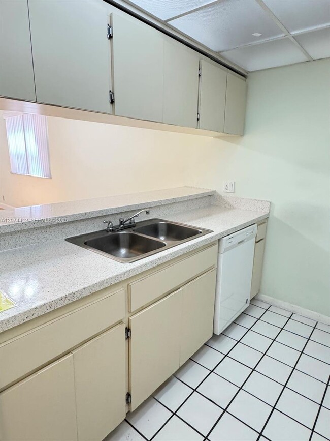 Photo - 8120 Geneva Ct Unit 250