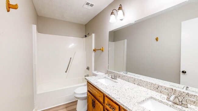 Photo - 6771 Branch Dr