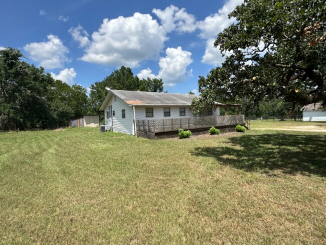 Photo - 1644 FM 1696