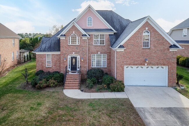 Building Photo - Four Bedroom Home!