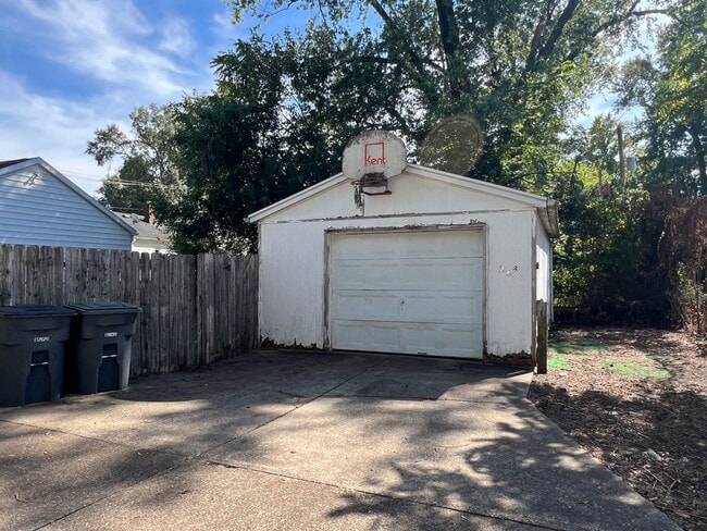 Photo - Don't Miss Out!