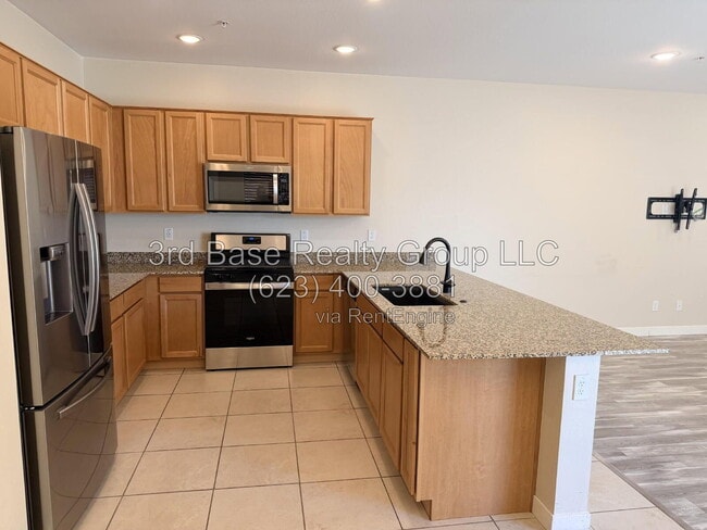 Photo - 1880 N 208th Ave