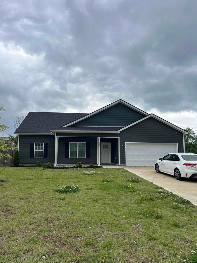 Photo - 1206 Trestle Dr House