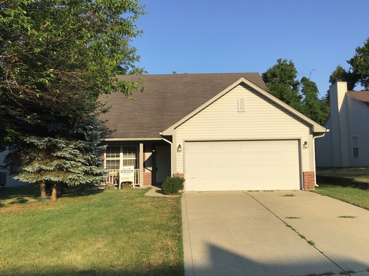 Photo - 802 Charter Woods Dr