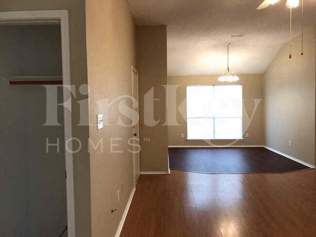 Photo - 10640 Towerwood Dr